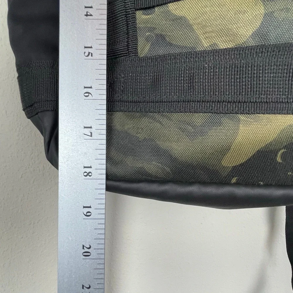 Under Armour Project Rock Box Duffle Backpack Dwayne‎ Johnson Camo Training UA